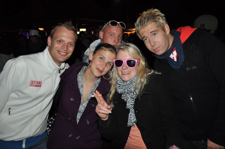 Vollbild Airbeat-One 2012 Teil 1