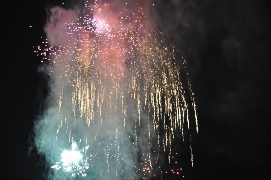 Vollbild Airbeat-One 2012 Teil 1