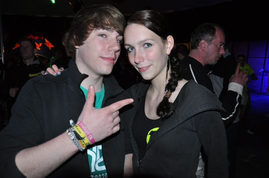 Vollbild Airbeat-One 2012 Teil 1