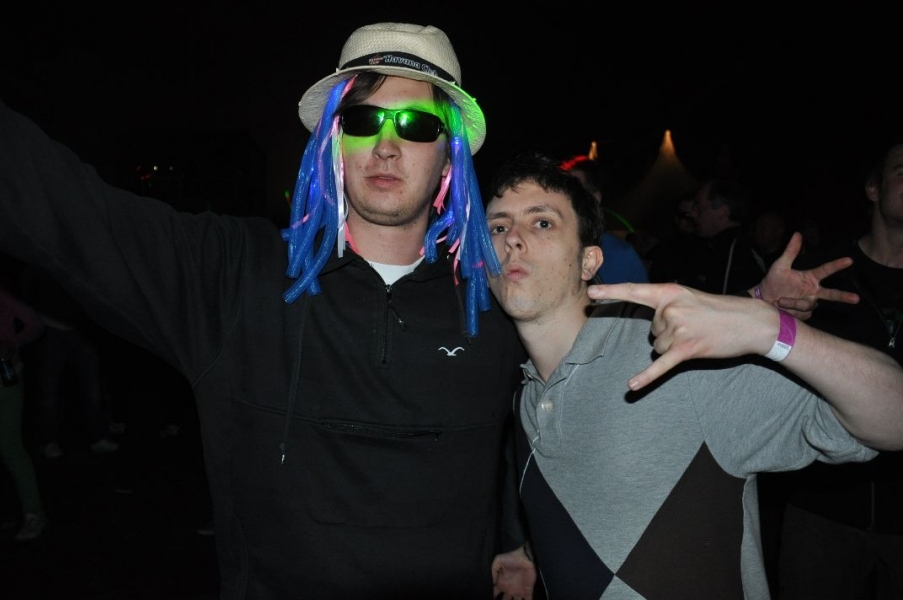 Vollbild Airbeat-One 2012 Teil 1