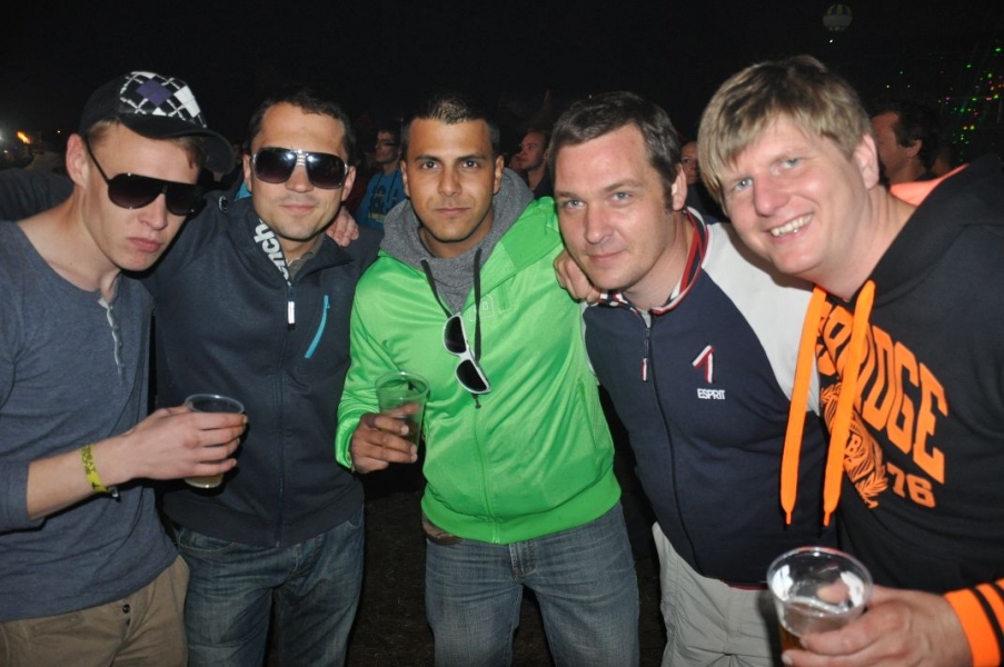 Vollbild Airbeat-One 2012 Teil 1
