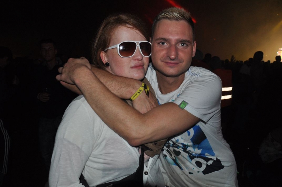 Vollbild Airbeat-One 2012 Teil 1