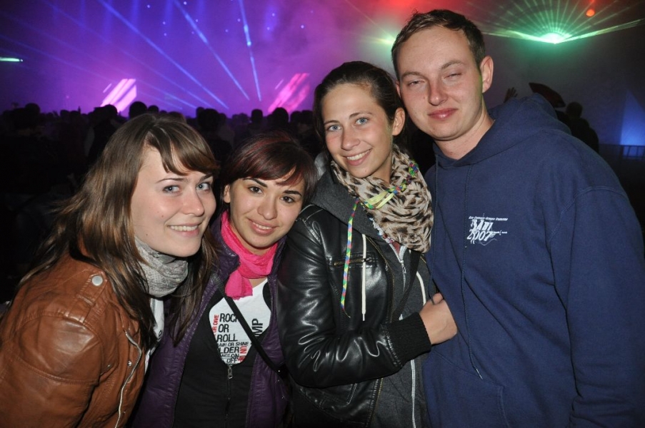 Vollbild Airbeat-One 2012 Teil 1