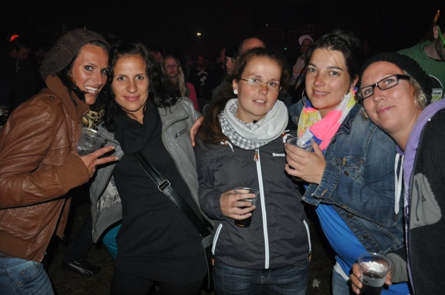 Vollbild Airbeat-One 2012 Teil 1