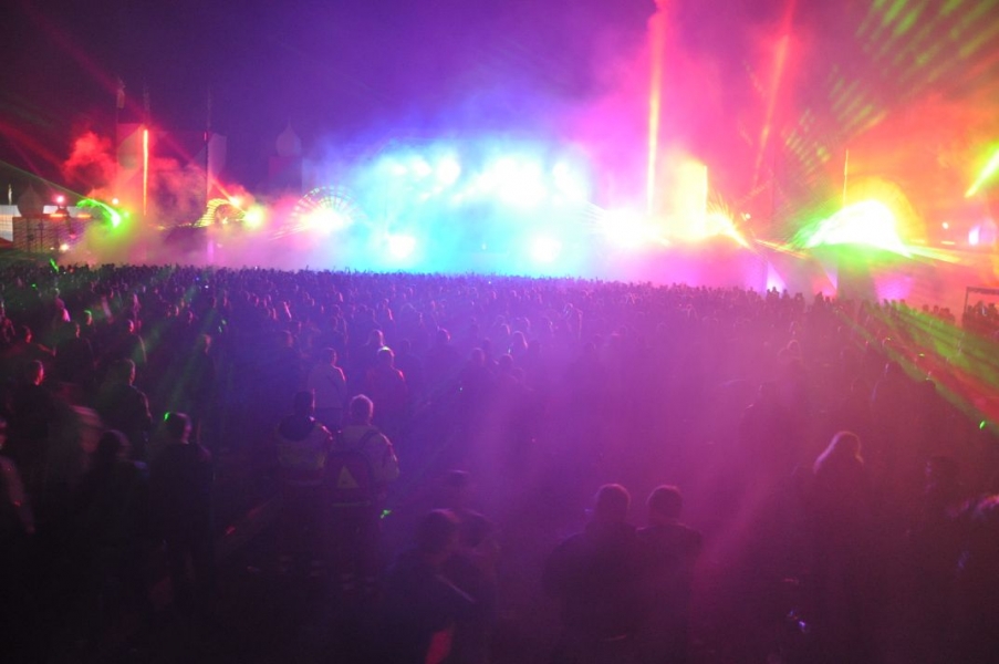 Vollbild Airbeat-One 2012 Teil 1