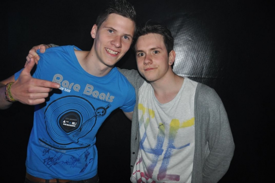 Vollbild Airbeat-One 2012 Teil 1