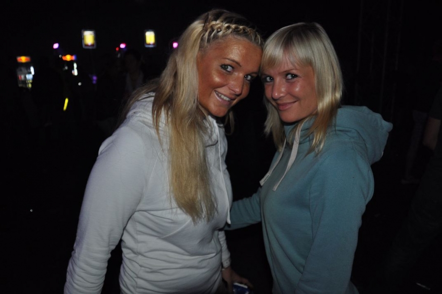 Vollbild Airbeat-One 2012 Teil 1