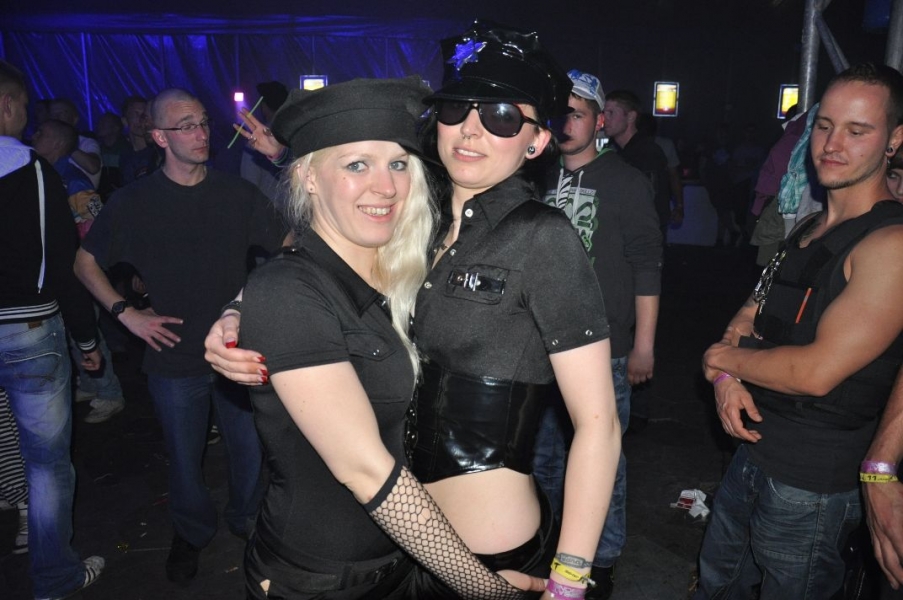 Vollbild Airbeat-One 2012 Teil 1