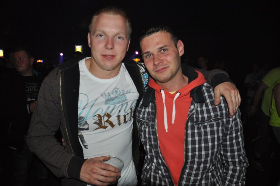 Vollbild Airbeat-One 2012 Teil 1
