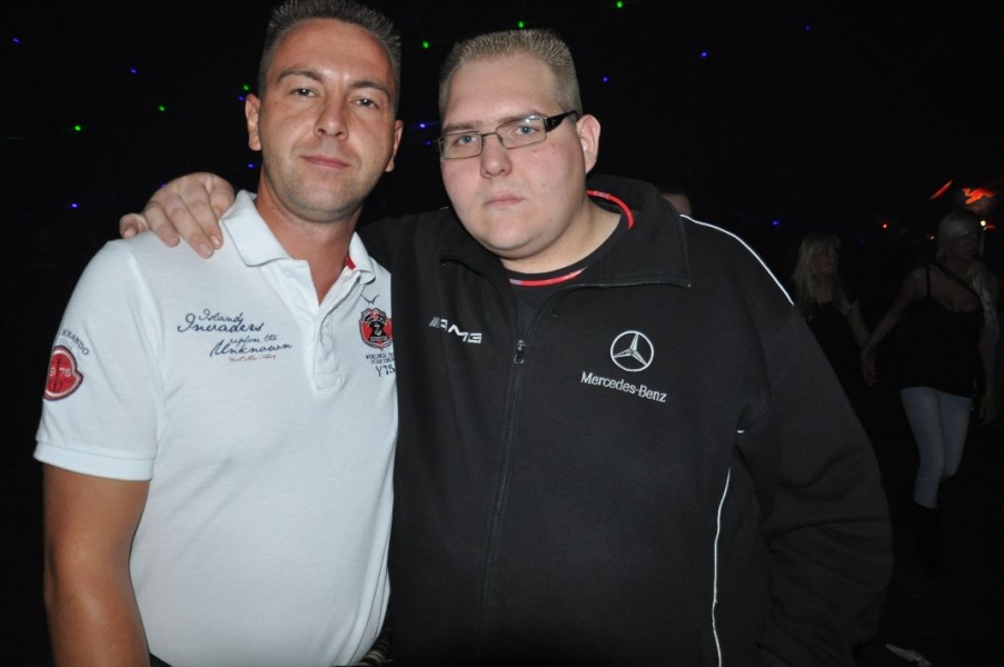 Vollbild Airbeat-One 2012 Teil 1