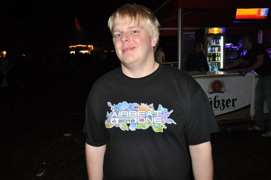 Vollbild Airbeat-One 2012 Teil 1