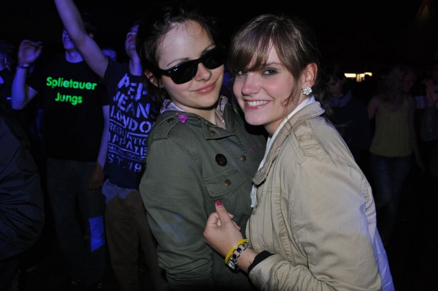 Vollbild Airbeat-One 2012 Teil 1