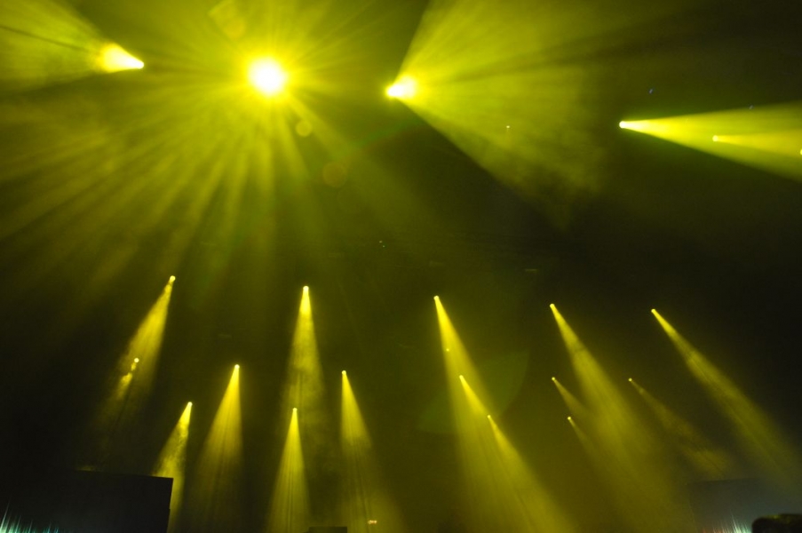Vollbild Airbeat-One 2012 Teil 1