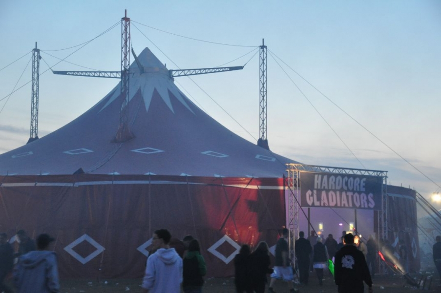Vollbild Airbeat-One 2012 Teil 1
