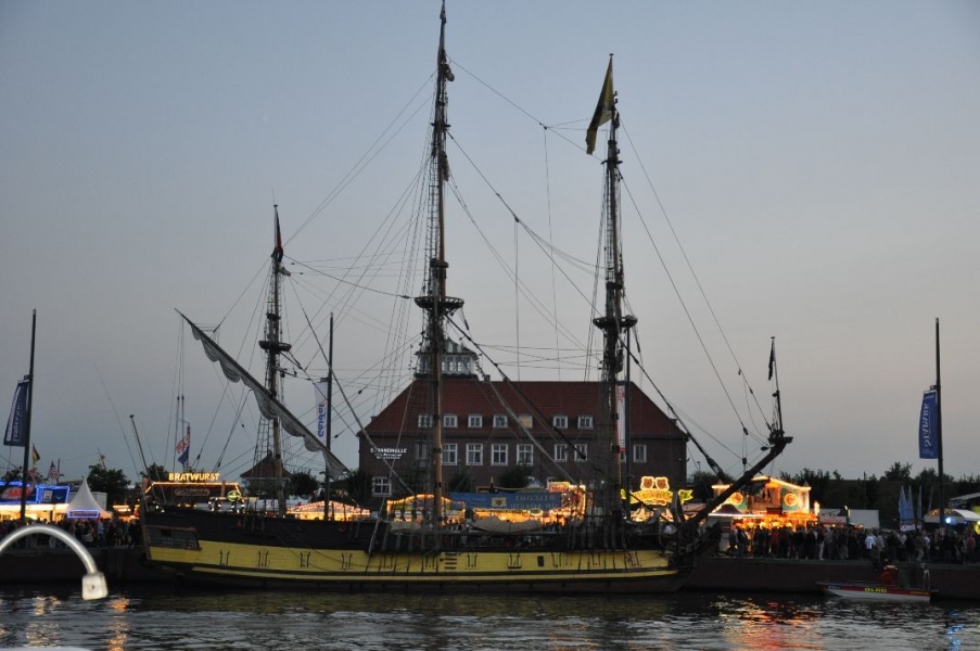 Vollbild Die Bremerhavener Festwoche