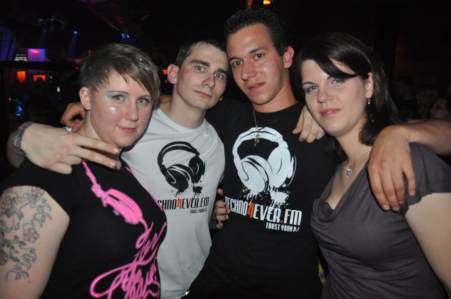 Vollbild 10 Jahre TECHNO4EVER