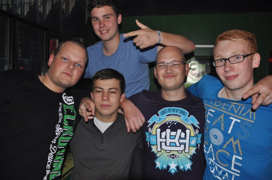 Vollbild 10 Jahre TECHNO4EVER