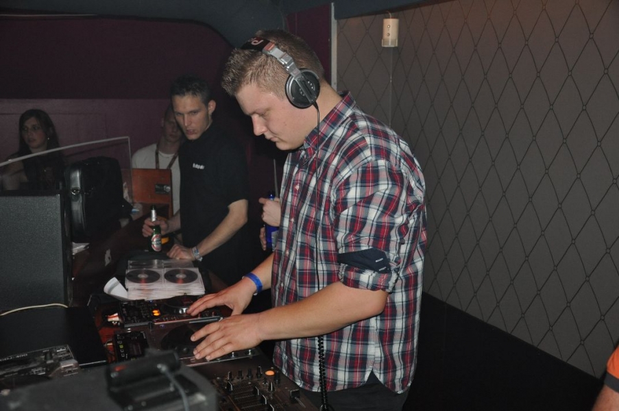 Vollbild 10 Jahre TECHNO4EVER