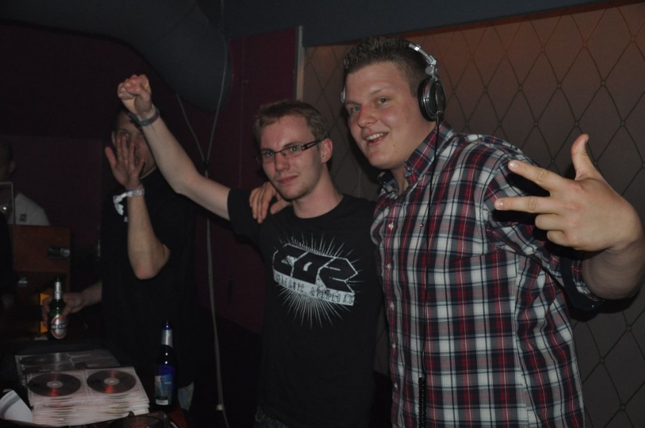 Vollbild 10 Jahre TECHNO4EVER