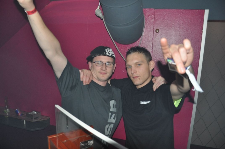Vollbild 10 Jahre TECHNO4EVER
