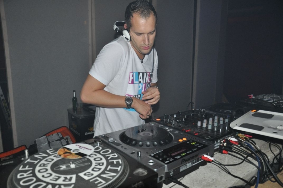 Vollbild 10 Jahre TECHNO4EVER