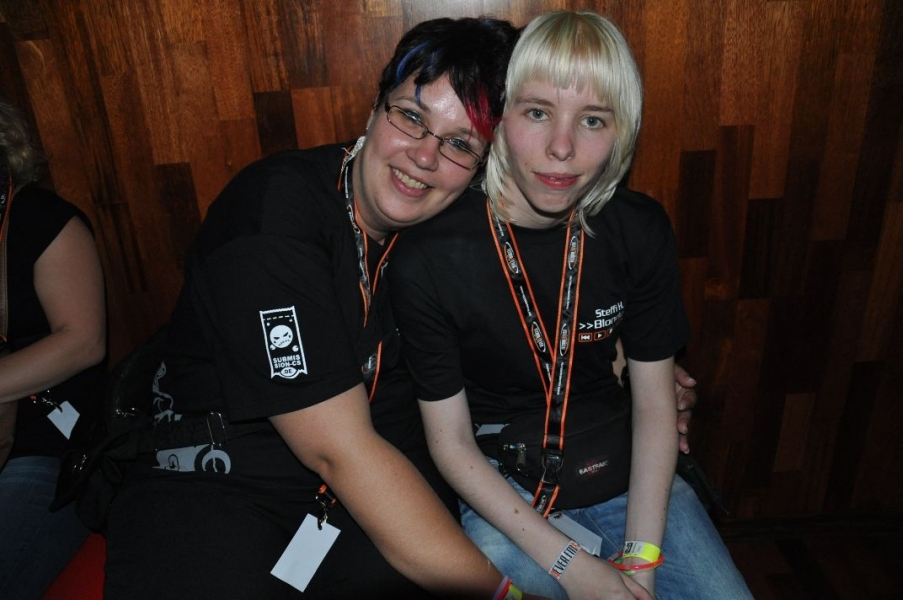 Vollbild 10 Jahre TECHNO4EVER