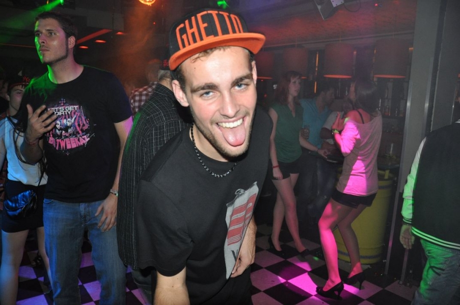 Vollbild 10 Jahre TECHNO4EVER