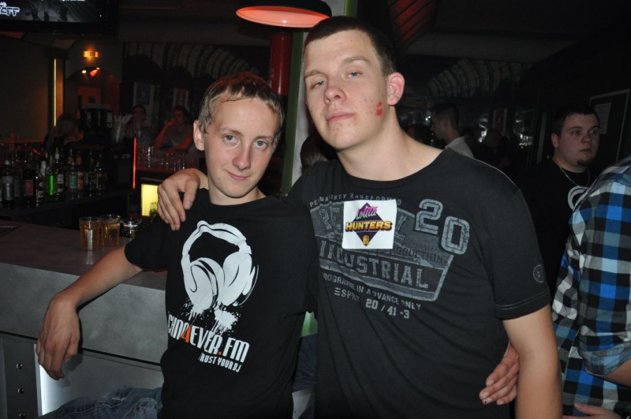 Vollbild 10 Jahre TECHNO4EVER