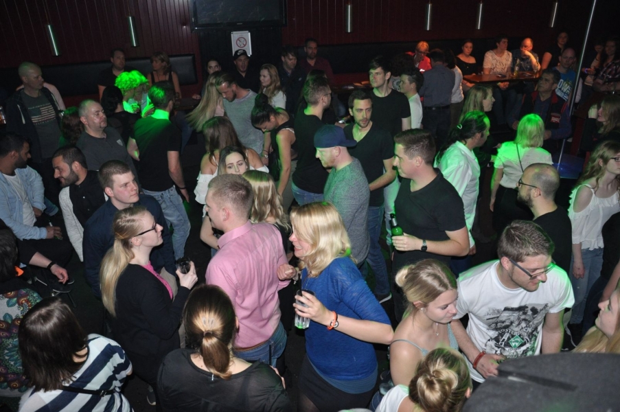 Die ultimative 90er Party
