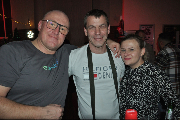 Vollbild Ü30 Party Bremerhaven - X-Mas Special