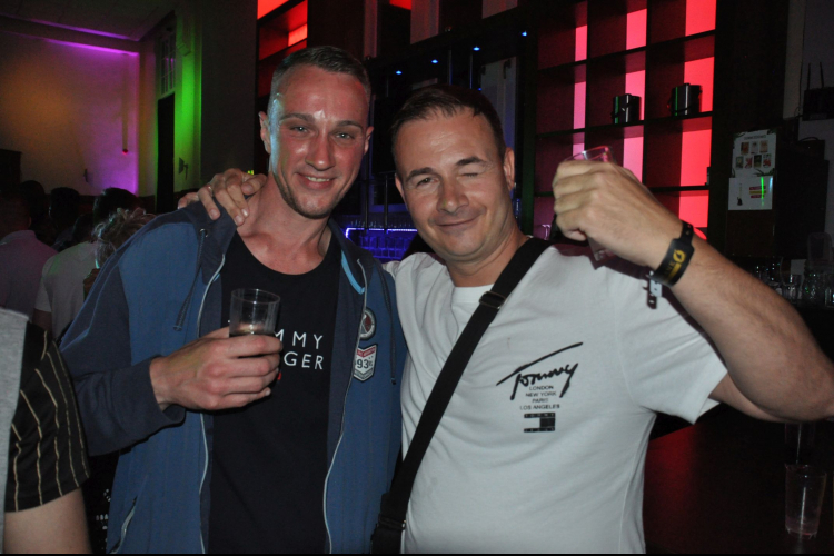 Vollbild Die große Mallorca Party