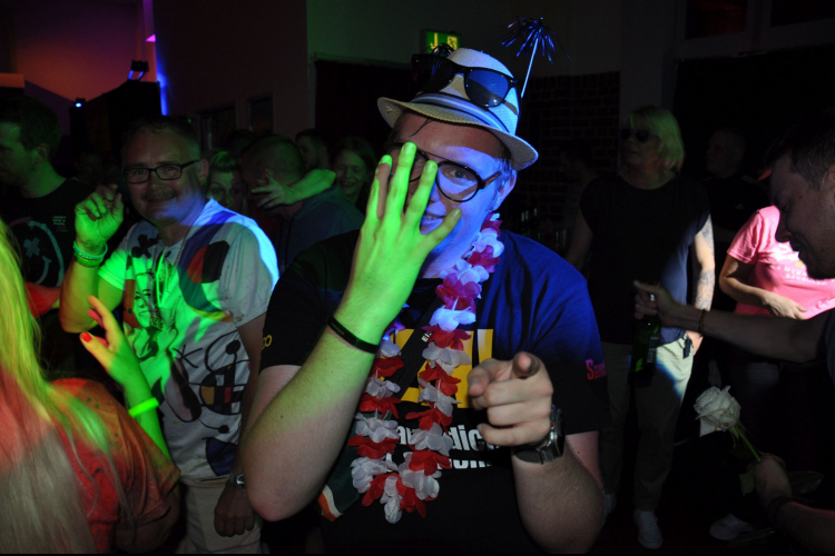 Vollbild Die große Mallorca Party