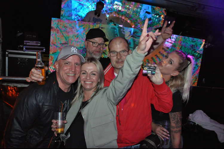 20 Jahre Schiffsparty - House