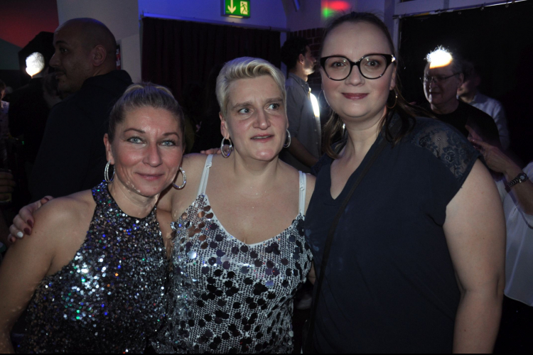Vollbild Ü30 Party Bremerhaven (Ladys Night Special)