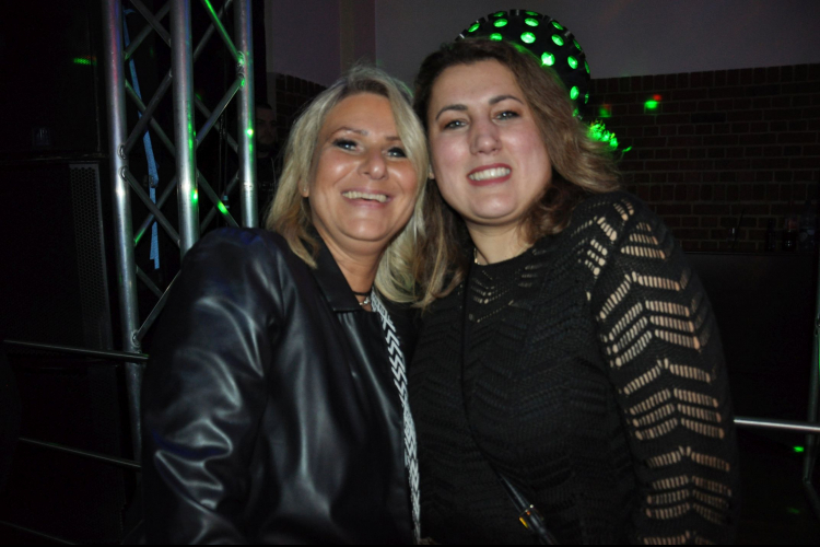 Vollbild Ü30 Party Bremerhaven (Ladys Night Special)