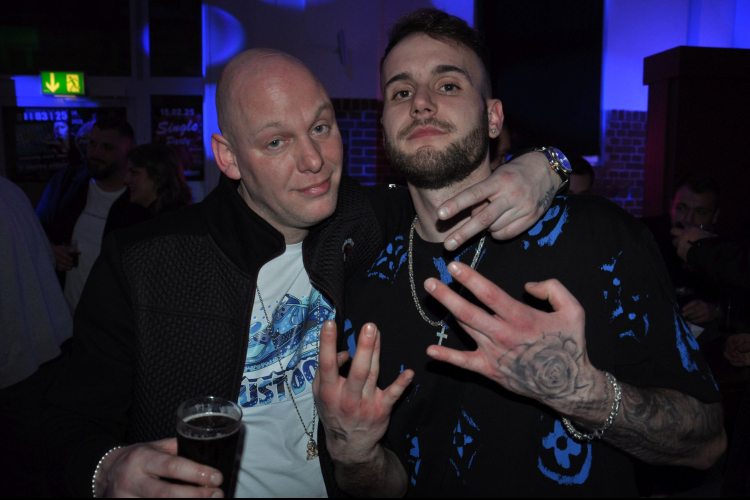Vollbild Ü30 Party Bremerhaven (Ladys Night Special)
