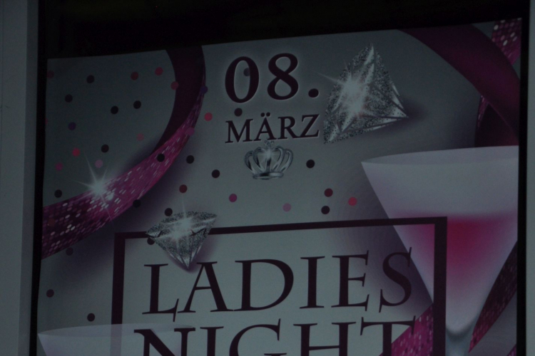 Vollbild Club Night