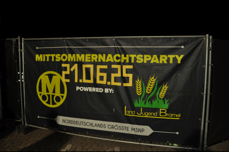 Vollbild Mittsommernachtsparty