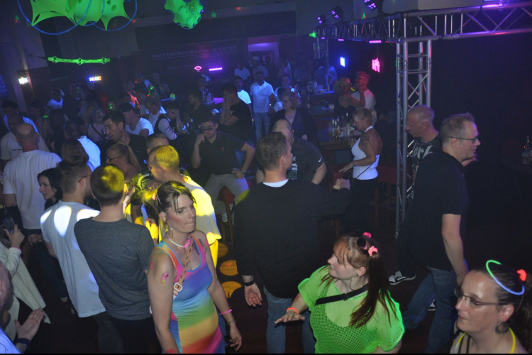 90er Party - NEON EDITION 