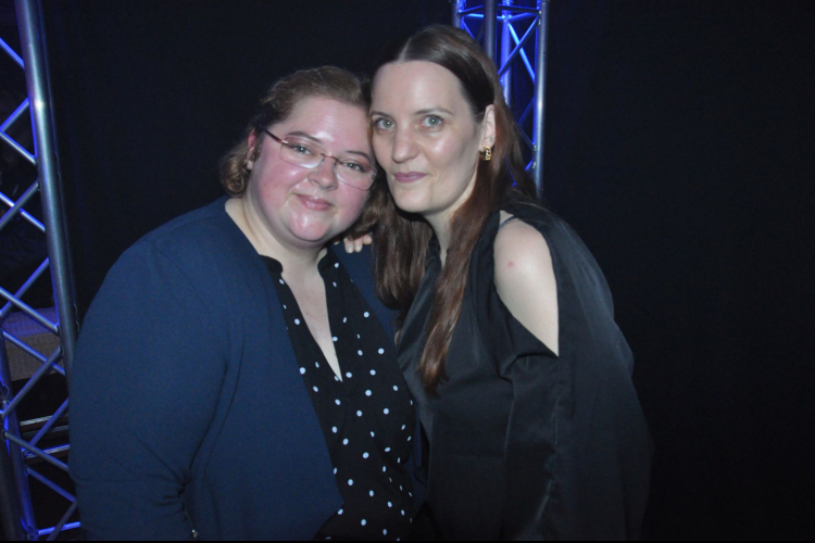 Vollbild 2000er Party