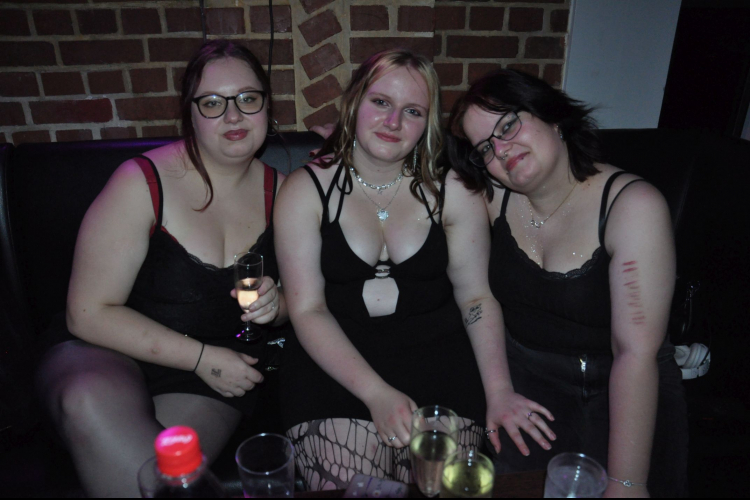 Vollbild Everybody Dance Now – Best of 90s, 2000s & 2010s