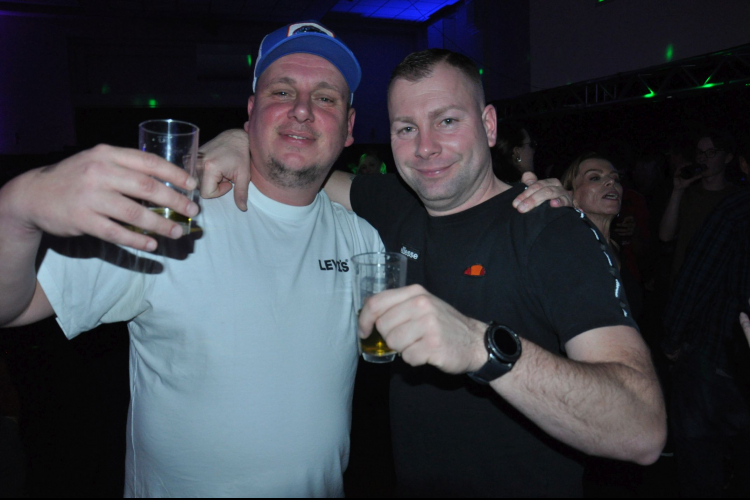 Vollbild Everybody Dance Now – Best of 90s, 2000s & 2010s