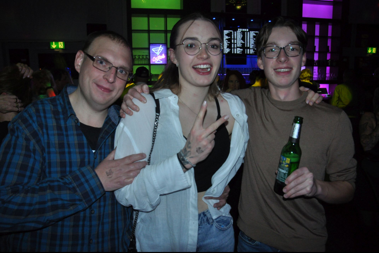 Vollbild Everybody Dance Now – Best of 90s, 2000s & 2010s