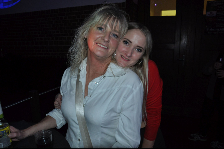 Vollbild Everybody Dance Now – Best of 90s, 2000s & 2010s