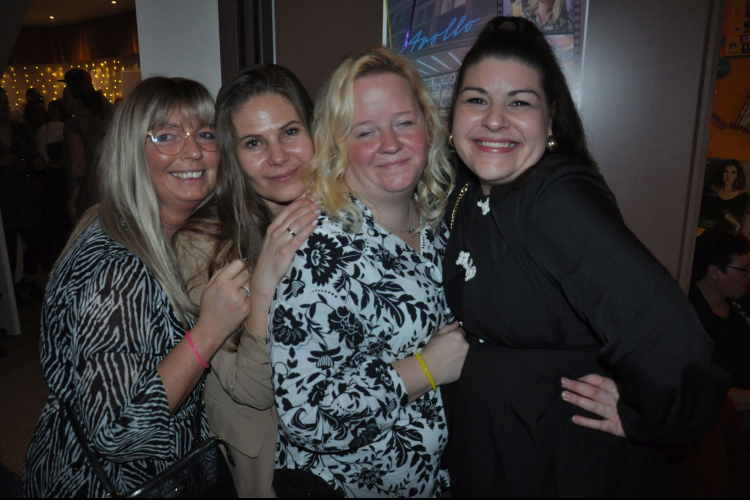 Vollbild WE LOVE 90s - Bremerhavens große 90er Party