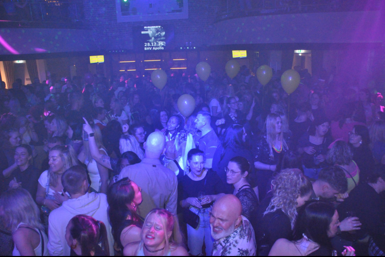 Vollbild WE LOVE 90s - Bremerhavens große 90er Party