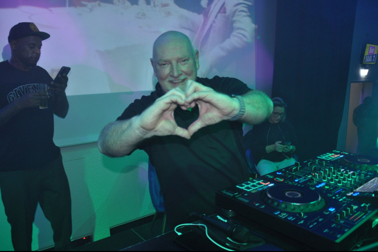 Vollbild WE LOVE 90s - Bremerhavens große 90er Party