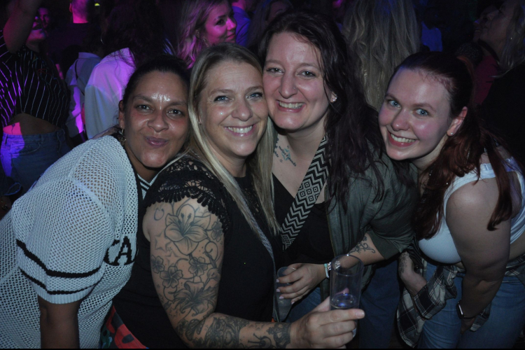 Vollbild WE LOVE 90s - Bremerhavens große 90er Party