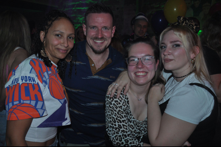 Vollbild WE LOVE 90s - Bremerhavens große 90er Party