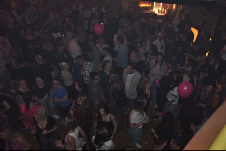 Vollbild WE LOVE 90s - Bremerhavens große 90er Party